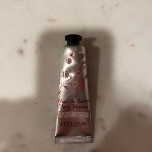 L’Occitane Hand Lotion Cherry Blossom
